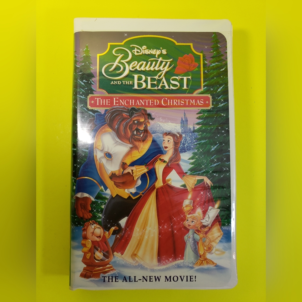 DISNEY'S BEAUTY AND THR BEAST - THE ENCHANTED CHRISTMAS